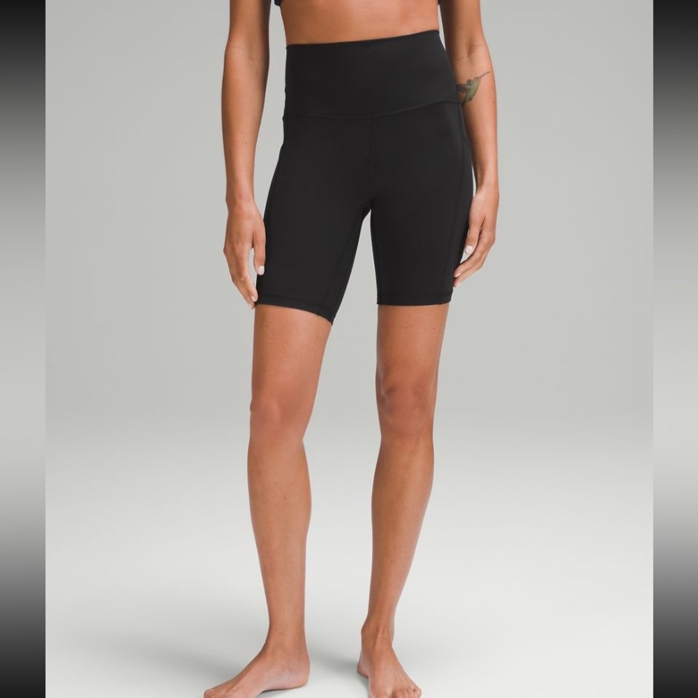 Lululemon Align High Waist shorts with pockets 8”